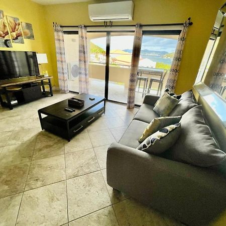 Couples Getaway 1Bed 1Bath Condo In Red Hook Nazareth Kültér fotó